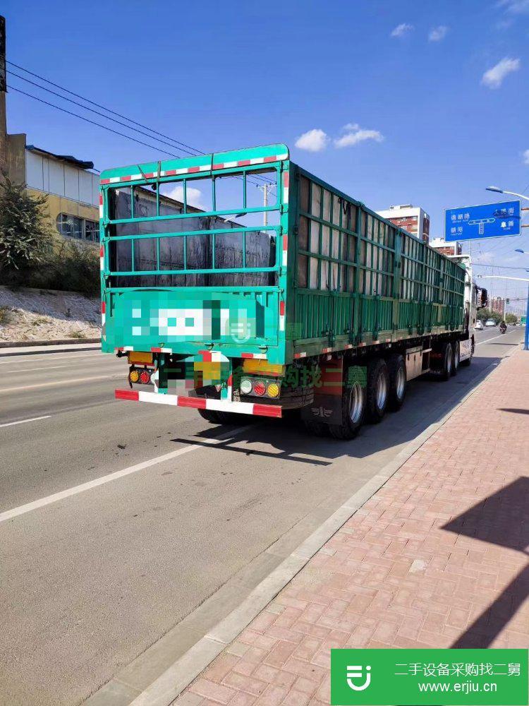 山東出售二手重汽汕德半掛車