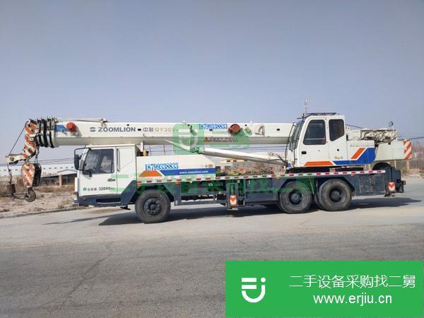 新疆出售二手2013年12月份的中聯30V5汽車吊