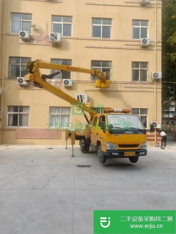 河南出售二手16米國五折疊臂高空作業(yè)工程車