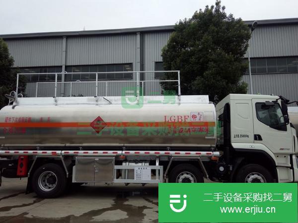 福建出售二手東風柳汽三軸24方鋁合金油罐車