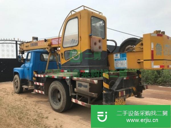 山東出售二手泰安八噸汽車吊手續齊全