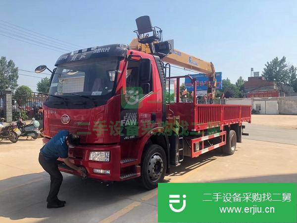 湖北出售二手隨車吊可分期付款包上戶