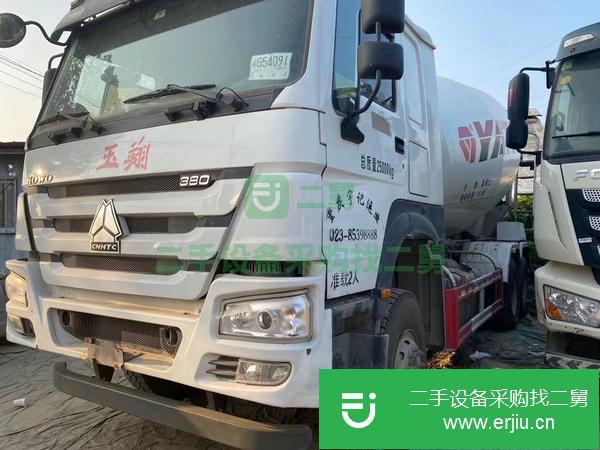山東出售二手豪沃攪拌車、國五排放、大14拉16方、三層大架