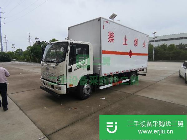 河北出售二手5米2氣瓶車廂式運輸車