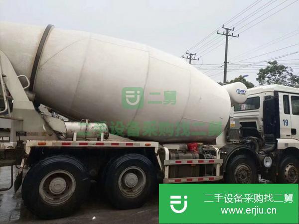 山東出售二手德龍攪拌車，濰柴發動機，大12方