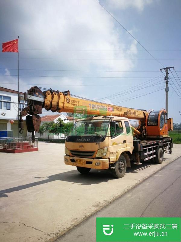 江蘇出售二手13年5月新源8噸吊車