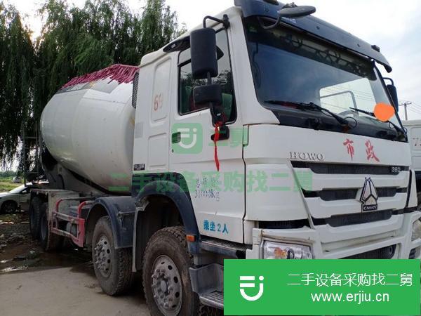 山東出售二手前四后八豪沃?jǐn)嚢柢?國五 大20方 380馬力