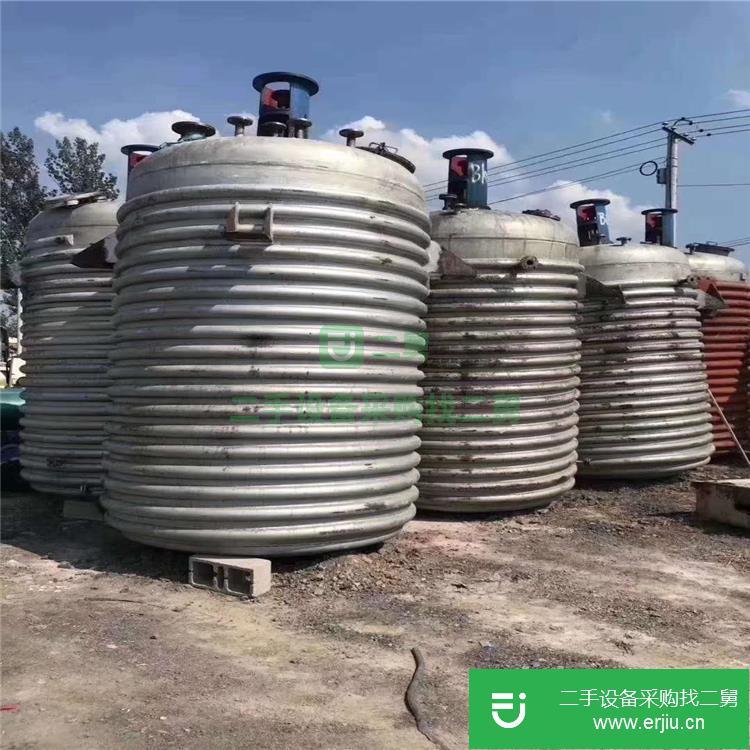 山東出售二手搪瓷反應(yīng)釜