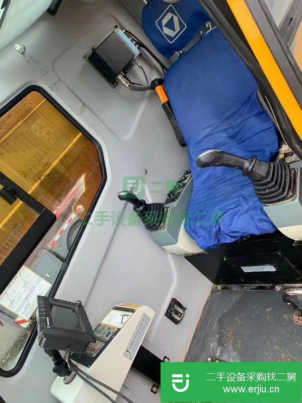河北出售二手徐工吊車，手續(xù)齊全，9檔法士特變速箱