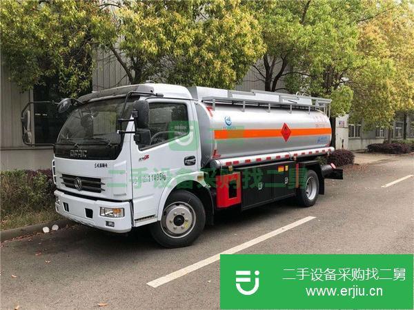 新疆出售二手東風8噸油罐車