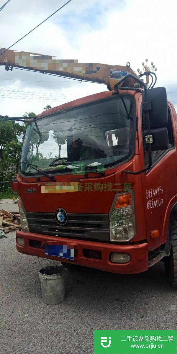 湖北出售二手徐工4噸吊車，120馬力，貨箱3米5，手續(xù)齊全
