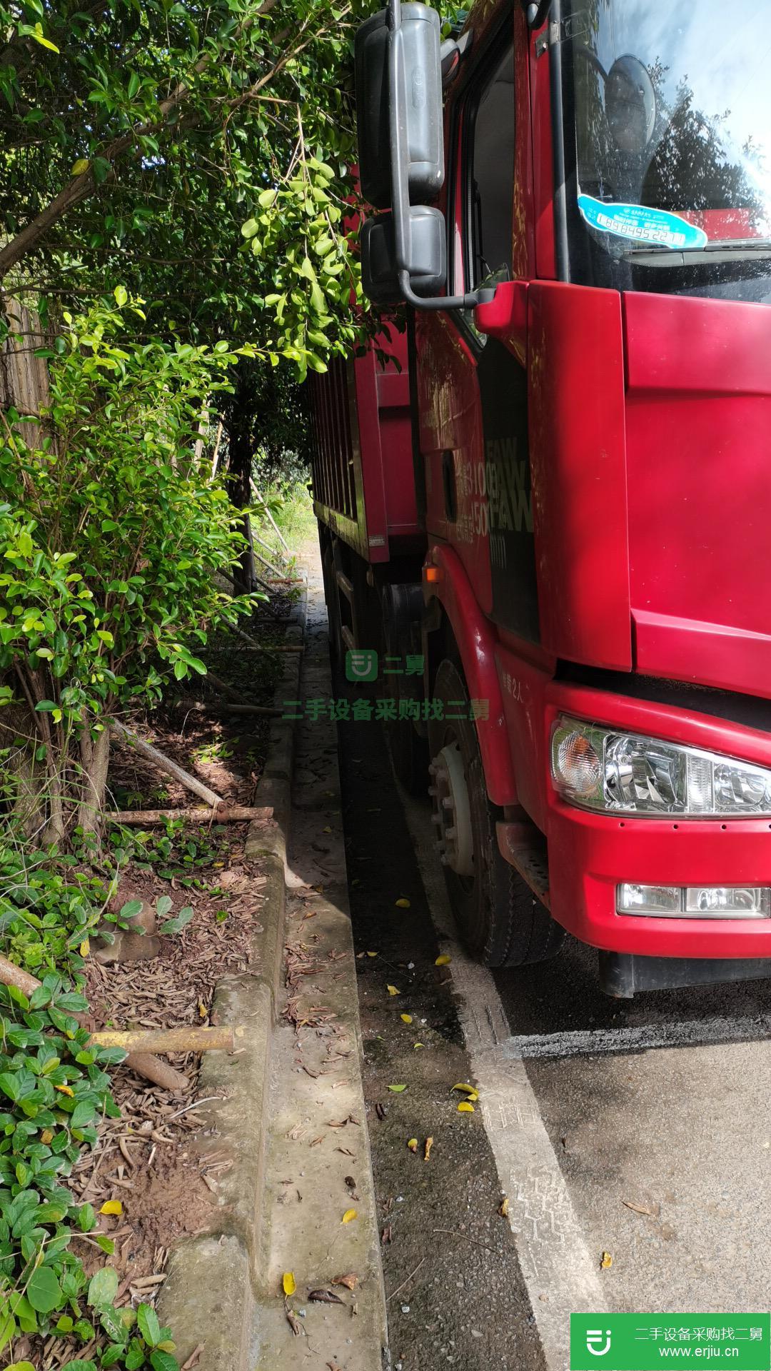 貴州出售二手一汽解放320馬力自卸車