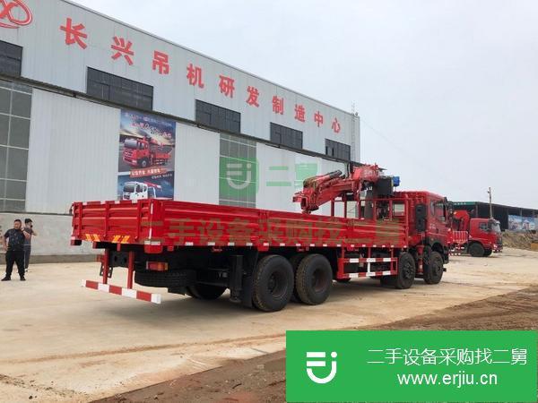 廣西出售二手東風前四后八20噸折臂吊隨車吊
