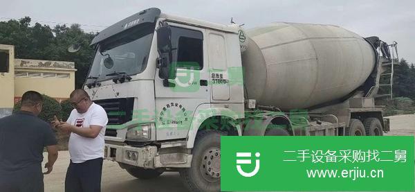 江蘇出售二手重汽豪沃20方水泥攪拌車