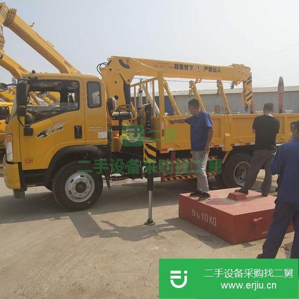 山東出售二手國五排放5噸隨車吊