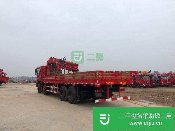 廣西出售二手東風前四后八20噸折臂吊隨車吊