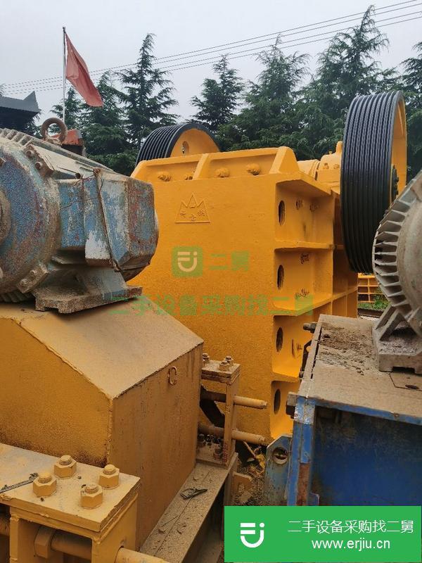 山東出售二手顎式破碎機