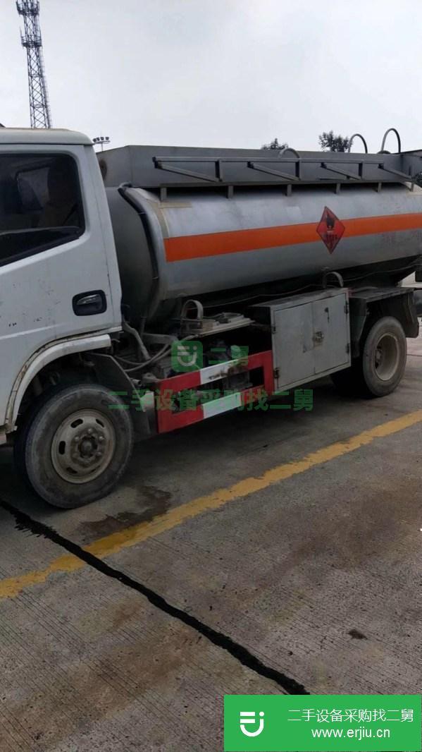 山東出售二手國(guó)五5噸加油車