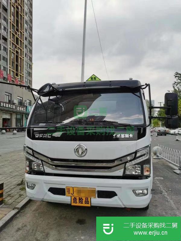 湖北出售二手東風多利卡8噸油罐車
