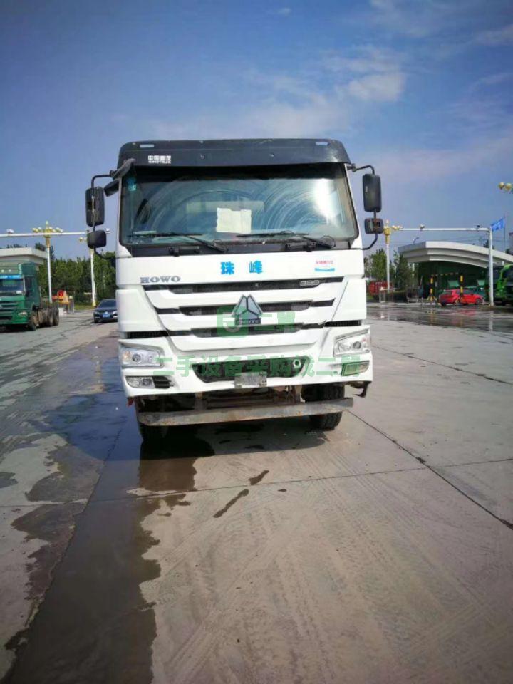 出售二手的15年豪沃340馬力大14方攪拌車