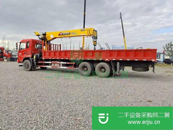 重慶出售二手東風后八輪12噸隨車吊可分期包上戶