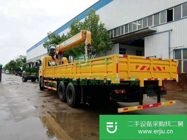 湖北出售二手東風12噸隨車吊玉柴240馬力發動機