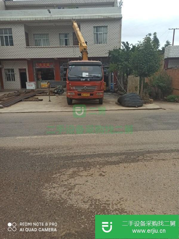 云南出售二手徐工6.3噸隨車吊,廂長五米二,四節臂