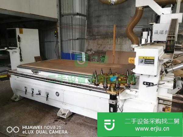 廣西出售二手?jǐn)?shù)控十二把刀頭自動(dòng)換刀雕刻機(jī)