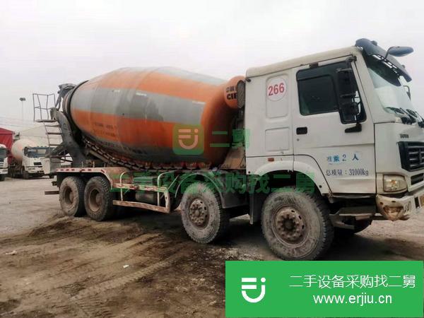 廣西出售二手大15方豪沃攪拌車,中聯上裝,重汽375發動機