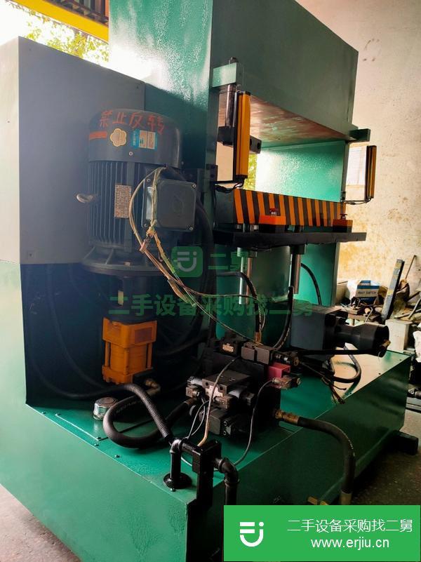 廣東出售二手500噸框架式大臺面液壓機