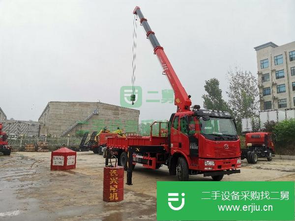 廣東出售二手180馬力解放8噸隨車吊