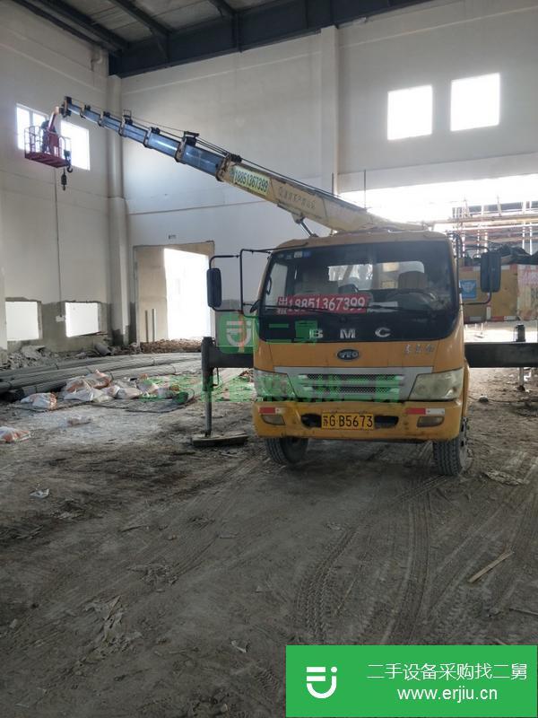 江蘇出售二手龍峰8噸吊車