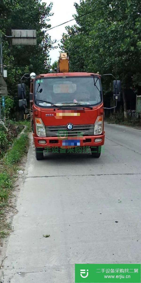 湖北出售二手徐工4噸吊車，120馬力，貨箱3米5，手續(xù)齊全