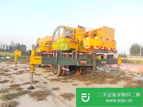 河南出售二手龍峰十六噸吊車
