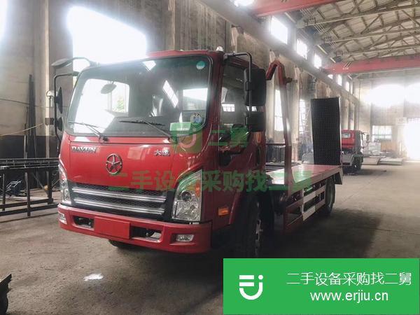 貴州出售二手大運藍牌挖機平板運輸車