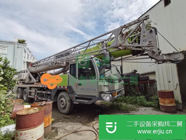 廣東出售二手中聯(lián)25噸激光綠國(guó)四吊車