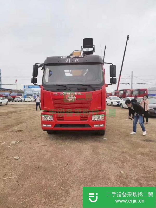 江蘇出售二手玉柴220馬力徐工8噸4節(jié)臂隨車吊