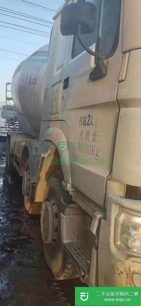 河北出售二手豪沃攪拌車，大20拉22方！