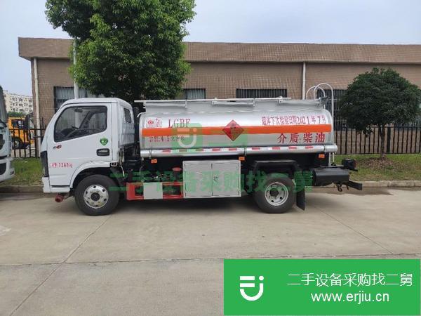 廣東出售二手東風多利卡5噸油罐車