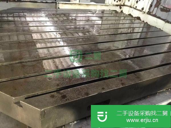 江蘇出售二手韓國(guó)起亞135炮臺(tái)式數(shù)控鏜銑床