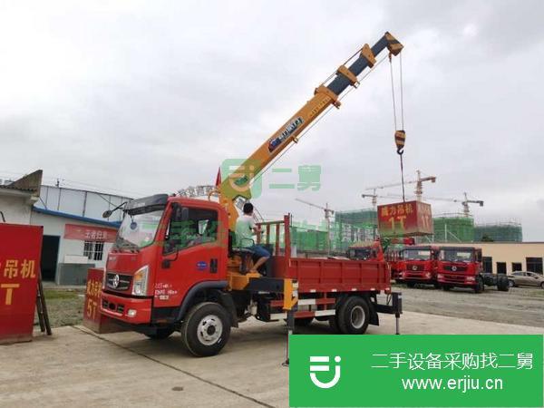 湖北出售二手藍牌吊車,云內130馬力,萬里揚5檔帶副變速