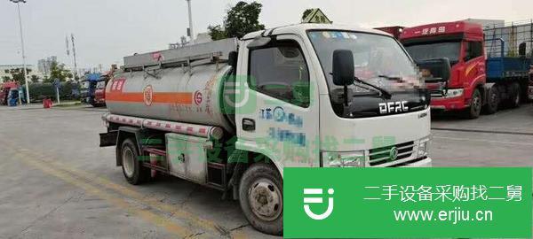 江蘇出售二手5噸油罐車車子手續配置均齊全