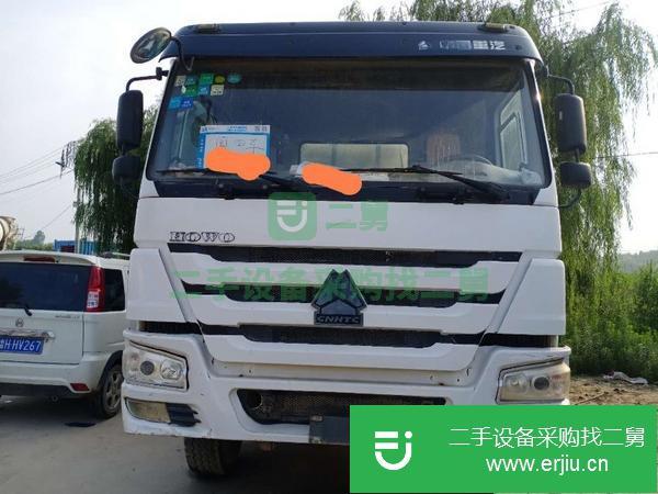 山東出售二手后八輪豪沃攪拌車  國四 大12方 380馬力