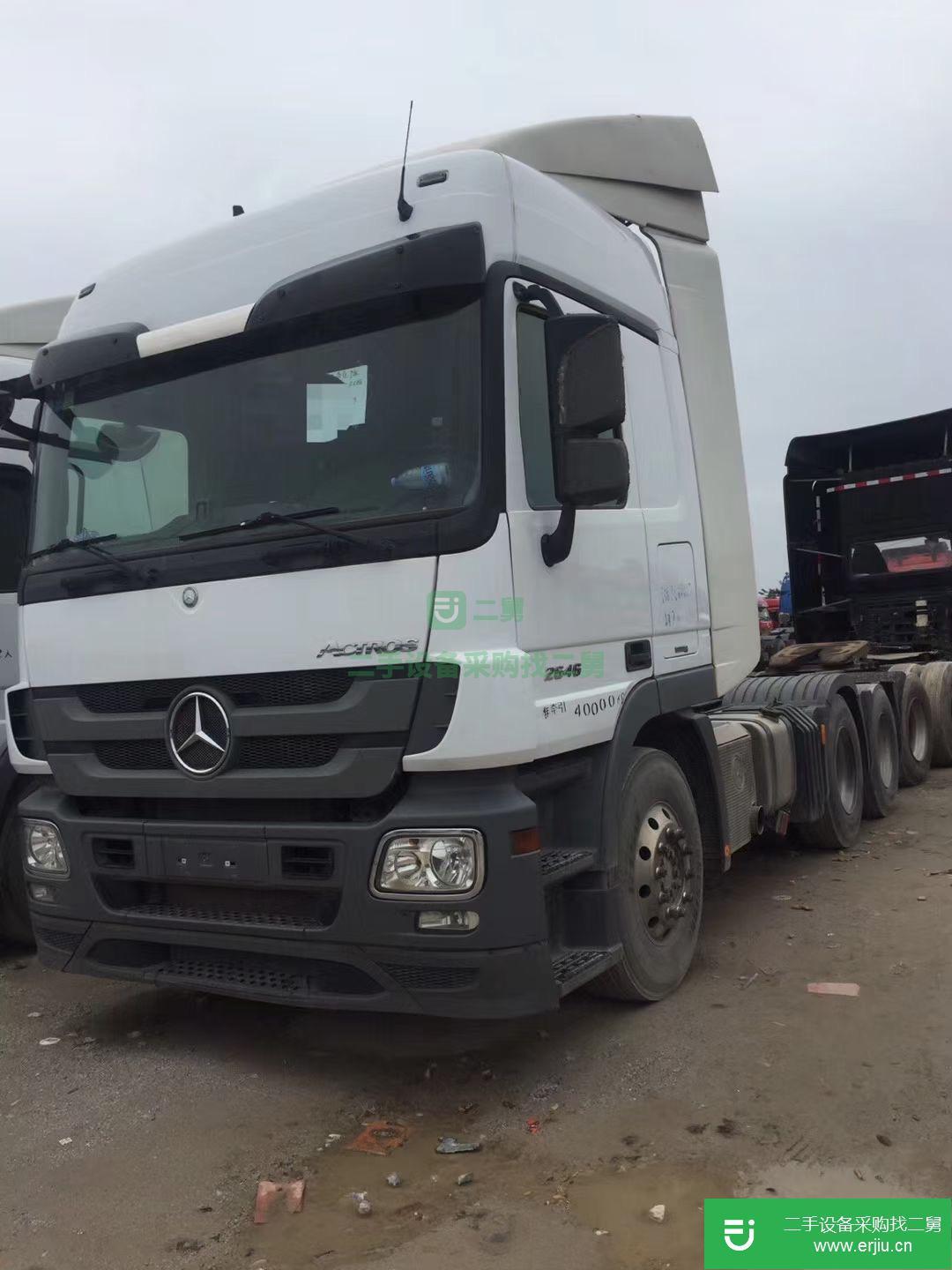 江西出售二手奔馳460馬力牽引車
