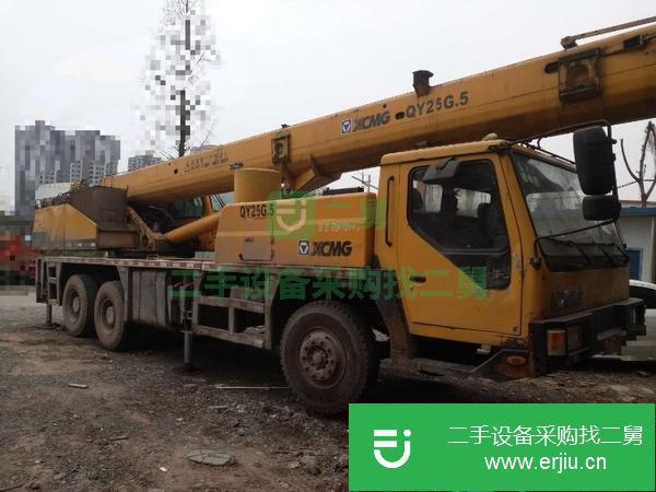 四川出售二手徐工吊車,大臂33米,車況好,空調好,保險審車到明年5月
