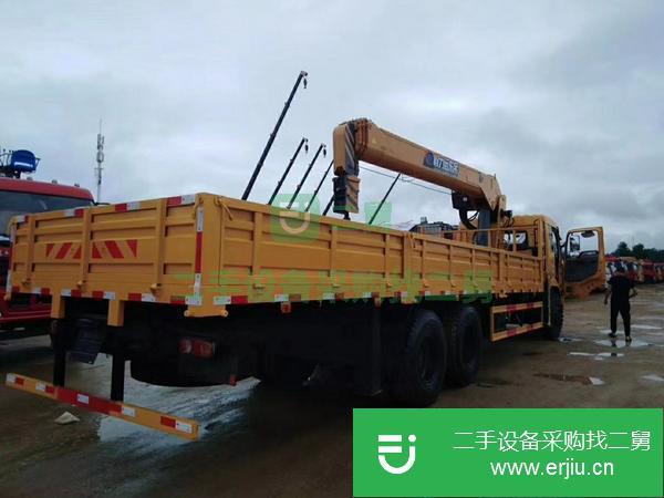 北京出售二手東風(fēng)吊車，玉柴240馬力發(fā)動機(jī)，法士特9檔變速箱