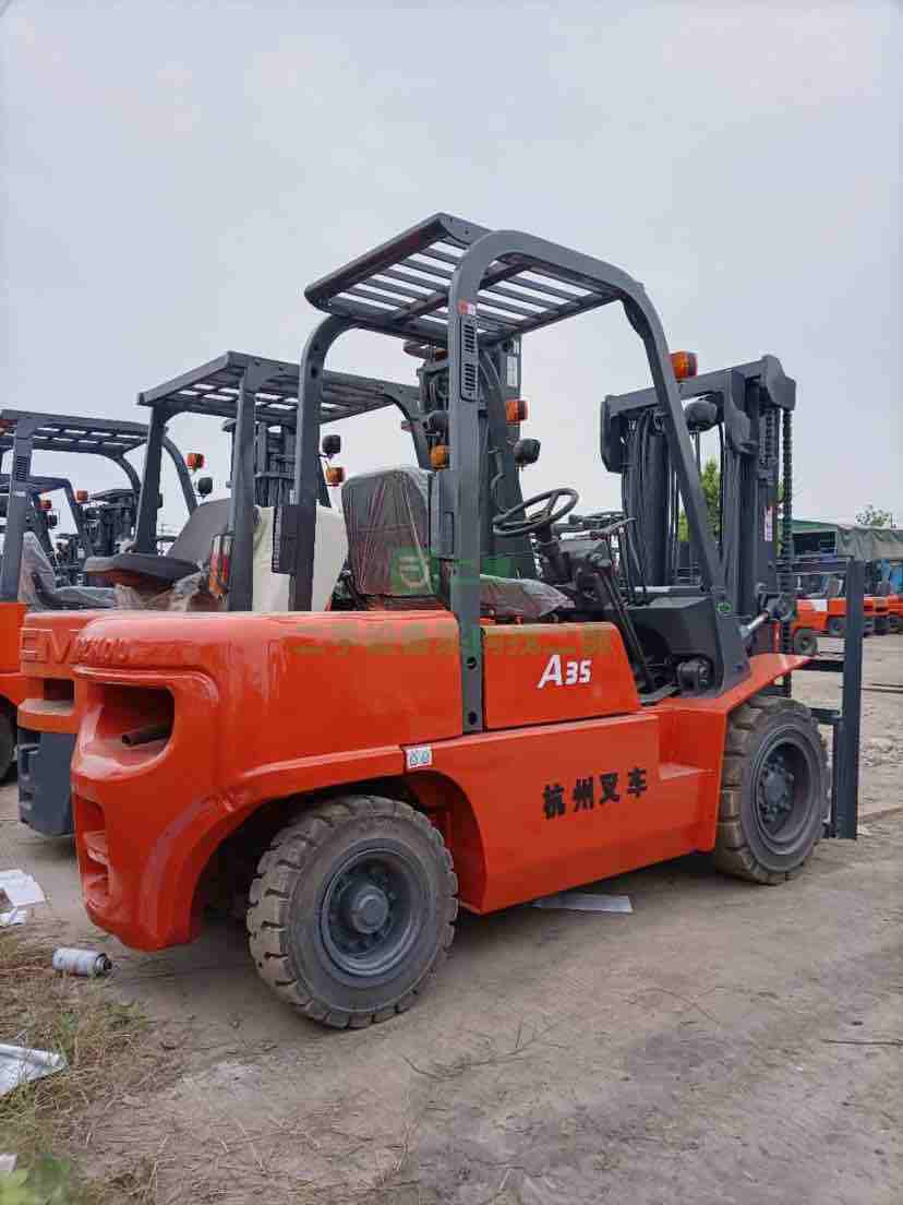 低價出售二手合力杭州h35叉車