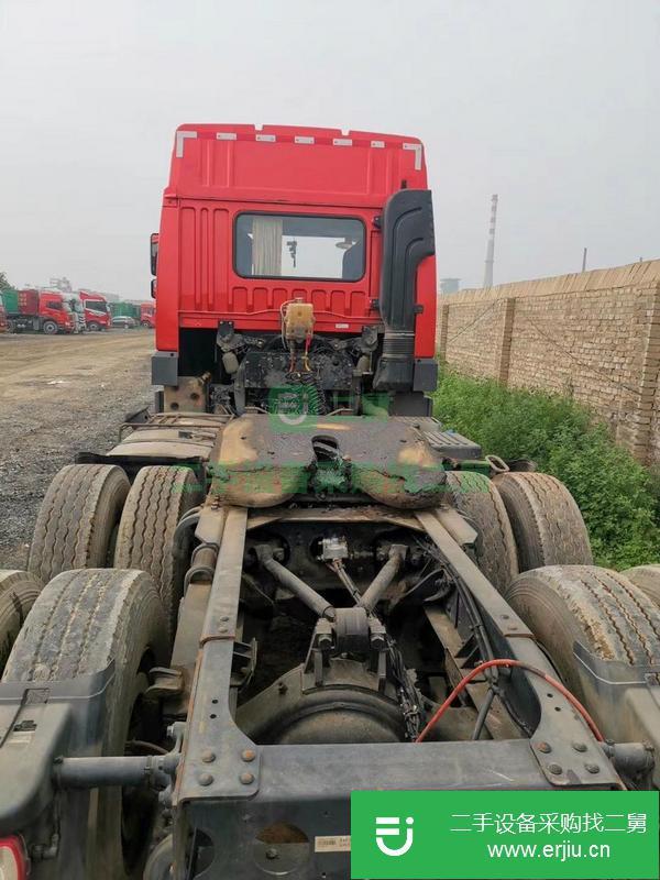 河北出售二手解放牽引，車況精品輪胎八成。