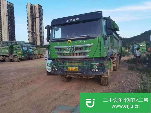 湖北出售二手紅巖杰獅自卸車,后八輪內徑長5.8米高1米5綠色環保大箱