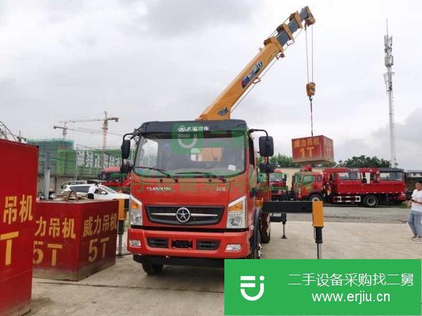 湖北出售二手藍牌吊車,云內130馬力,萬里揚5檔帶副變速